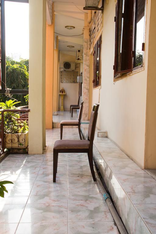 Royal Guest House Phnom Penh Zimmer foto